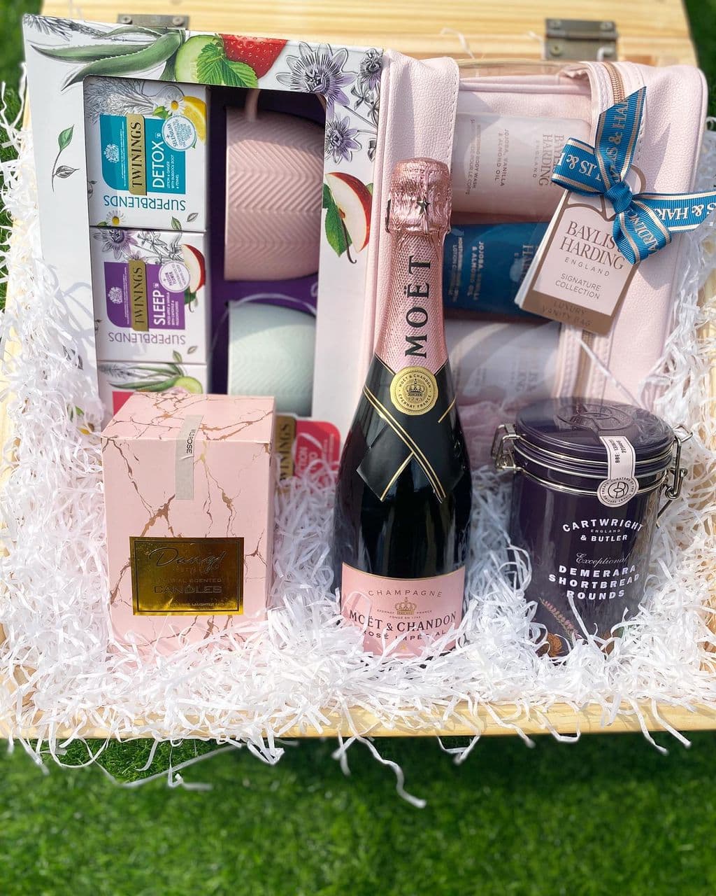 A glimpse of what’s possible. Every delivery is thoughtfully reimagined to suit your moment.